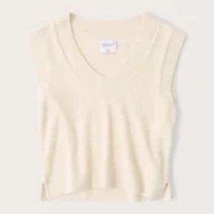 Abercrombie Cropped Fuzzy V-Neck Sweater Vest